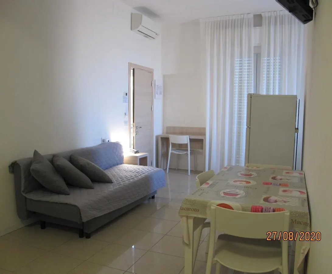 Santa Barbara Hotel & Apartments بيلاريا-إيجيا مارينا 3*,  إيطاليا