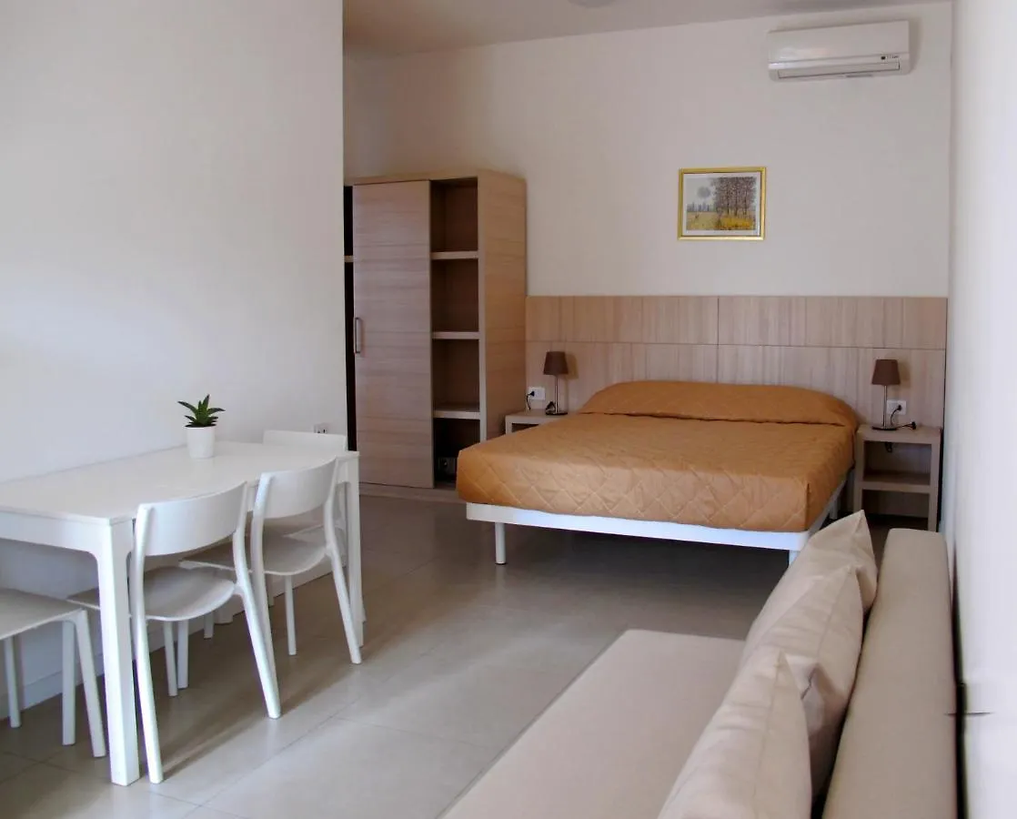 Santa Barbara Hotel & Apartments بيلاريا-إيجيا مارينا